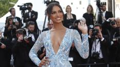 Ангелът на Victoria's Secret Джазмин Тукс се сгоди