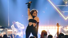 Пролетна мода: Дженифър Лопес, страхотна рокля