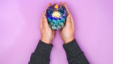 Твори с Tialoto: Свещник със стъклени камъни 