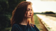 5 зодиакални знака, които имат много ниски стандарти в 20-те си години