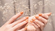 Пролетен маникюр – оранжевото е новото черно