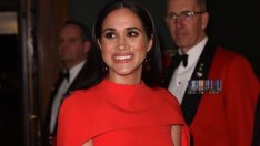 Червени тоалети – любимите на Меган Маркъл