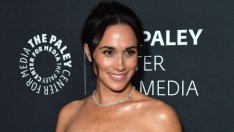 Меган Маркъл изневери на стила си – появи се в розова рокля