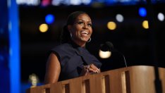 Бившата първа дама Мишел Обама дава любовни съвети 