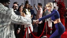 Тейлър Суифт с ново гадже от Лондон