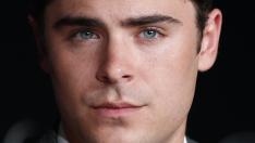 Пластичен хирург разкрива на какво се дължи промяната на Зак Ефрон 