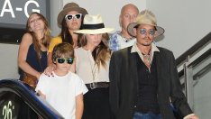 Синът на Джони Деп – Джак – работи като барман в Париж