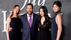 Адам Сандлър разкри, че всички членове на семейството му получават роли в неговите филми