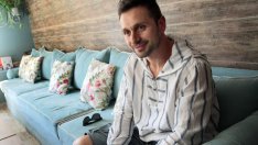 Александър Сано празнува годишнина с Нели