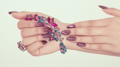 Есенен маникюр: Изпробвайте кадифени нокти