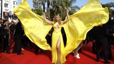 Лятото на звездите – Хайди Клум показа завидна форма по бански