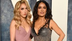 Дъщерята на Салма Хайек копира емблематичния стил на майка си
