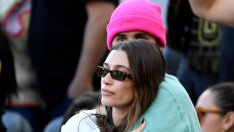 Джъстин Бийбър не може да откъсне ръце от бременната си съпруга Хейли