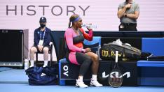 Серина Уилямс със специален екип в Австралия