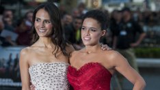 Джордана Брустър се сгоди