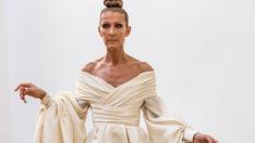 Сексапил в злато и камъни: Селин Дион с нова фотосесия