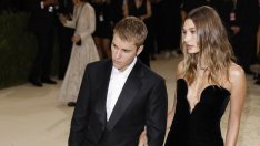 Хейли и Джъстин Бийбър предизвикаха слухове за раздяла