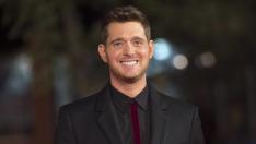 Като татко! 1-годишната на Майкъл Бубле вече пее