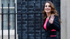 Кралица Рания стана баба за първи път