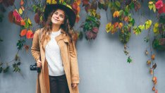 Структурирани и впити дрехи – модата през есента и зимата