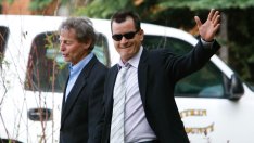 Кошмари на Холивуд стрийт – Коледата, в която Чарли Шийн поздравява дъщерите си от затвора