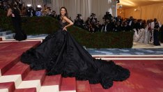 Бански 2022: Кендъл Дженър със секси предложение