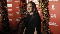 Дрю Баримор няма да е водеща на наградите за книги в САЩ