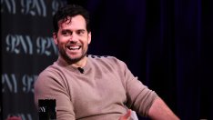 Хенри Кавил за Супермен: Времето ми с това наметало приключи