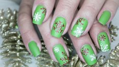 Коледен маникюр – красиви и сладки идеи за празника