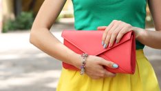 Коралово, лавандула, тюркоаз – какви ще са цветовете на ноктите през лятото