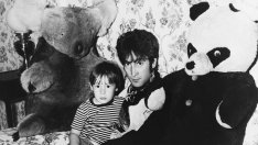 За първи път: Синът на Джон Ленън изпълни Imagine в помощ на бежанци