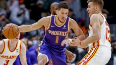 В мъжката бърлога на гаджето на Кендъл Дженър