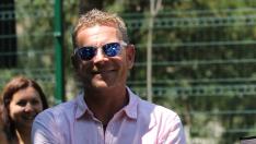 Цвят лилав: Вижте дъщерята на Юлиан Вергов като абитуриентка