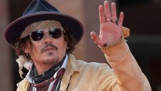 Джони Деп на крака при Александър Вучич в Белград