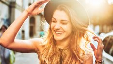 Прически за лятото: 5 цвята, които да изпробвате