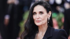 Деми Мур на кръщене на остров Крит 