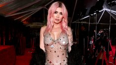 Секси, по-секси, Меган Фокс – актрисата демонстрира най-предизвикателната си рокля