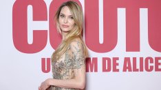 Анджелина Джоли и какво значение носят белезите от мастектомията ѝ