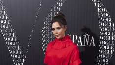 Блясък, красота и стил – Виктория Бекъм с невероятно шоу на Седмицата на модата в Париж