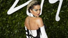 Рита Ора не скучае в Австралия –  залюби се с режисьора на „Тор“