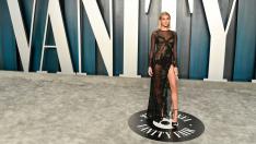 Бански 2021: Хейли Бийбър заложи на зебрата