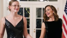 Дъщерята на Бен Афлек  – Вайълет – вече се извисява над майка си Дженифър Гарнър