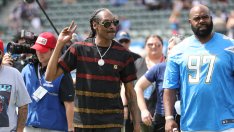 И Снуп Дог обвинен в изнасилване