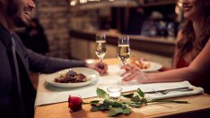 Русата Златка и Карен празнуват 1 година заедно