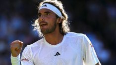 Горещата нова двойка в професионалния тенис: Стефанос Циципас и Паула Бадоса