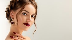 Тъмно червило за есента – най-актуалната тенденция на сезона