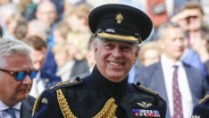 По стъпките на принц Хари: Принц Андрю подготвя мемоари