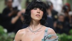 Блондинката Сидни Суини се трансформира в брюнетка на Met Gala 2024