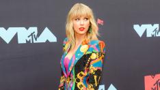 Тейлър Суифт счупи 33-годишен рекорд на Уитни Хюстън