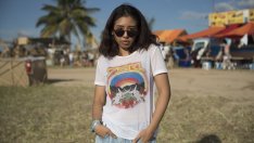 Пролетна мода – как да носите тениска с щампа